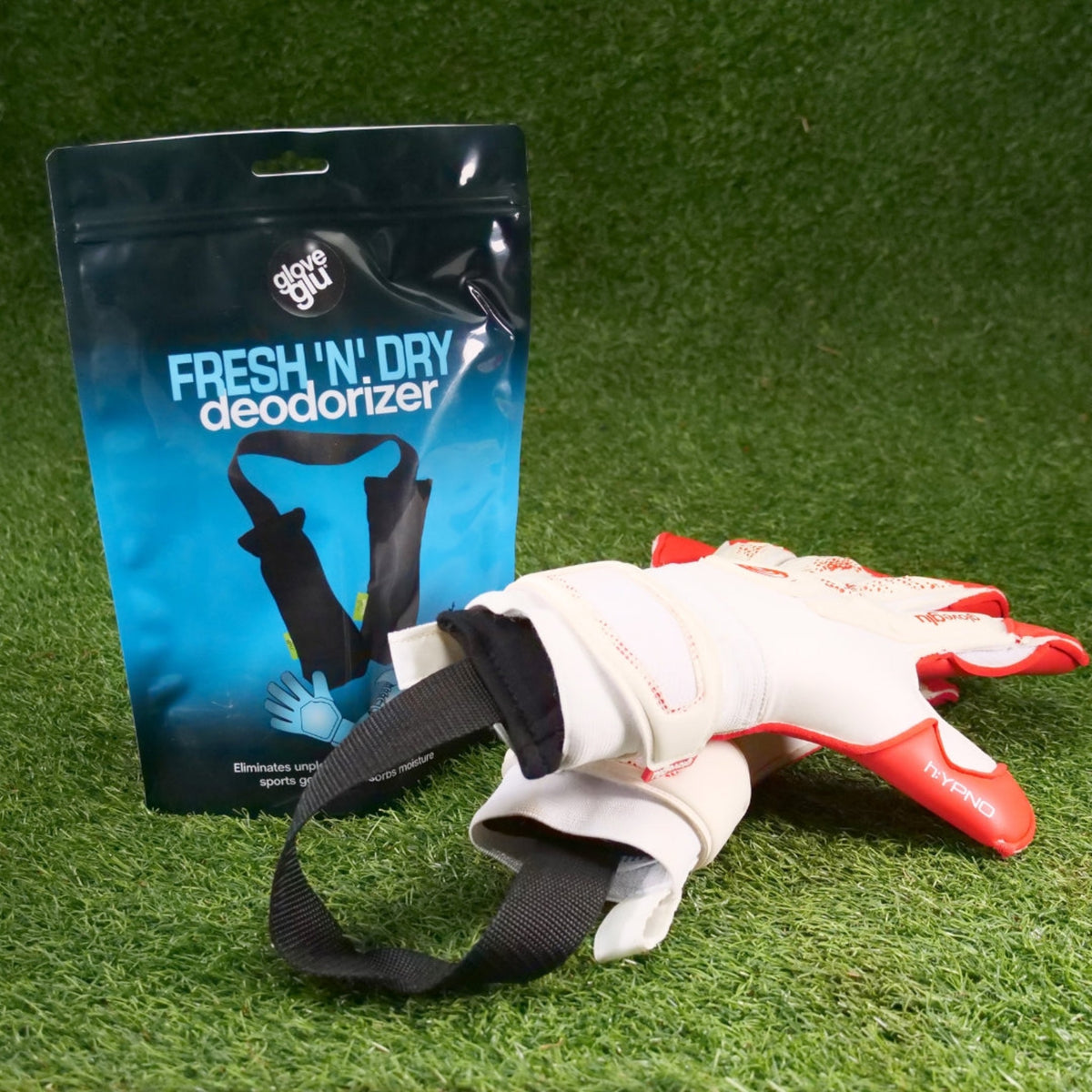 Desodorante para guantes GloveGlu Fresh N Dry – en uso