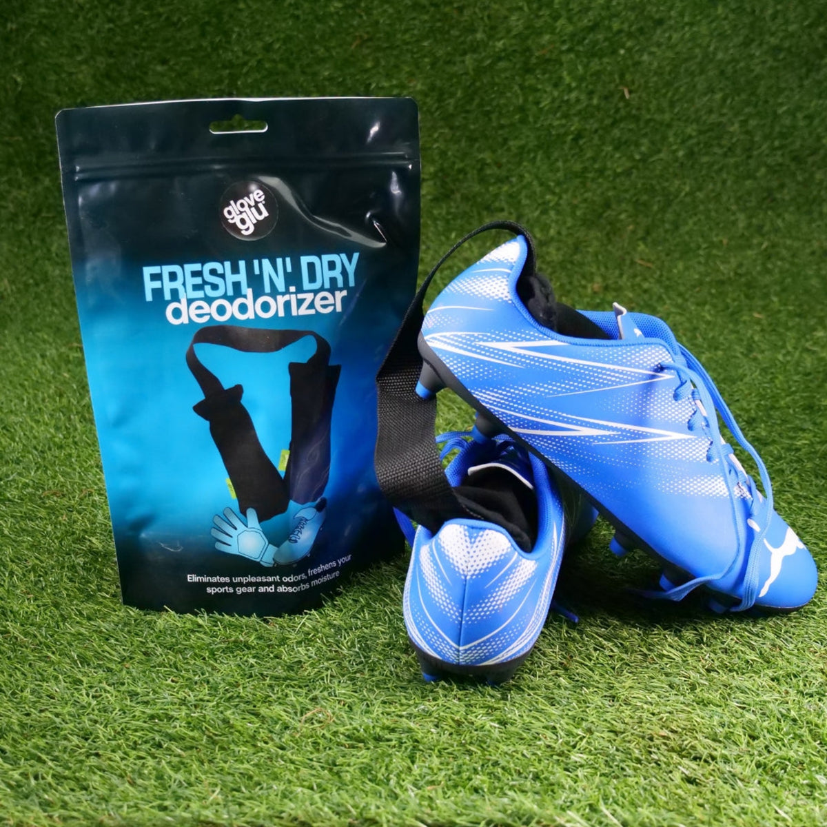 Desodorante para guantes GloveGlu Fresh N Dry – en uso