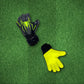 Guantes de arquero Buffon Spider Negro Neón – foto de ambiente