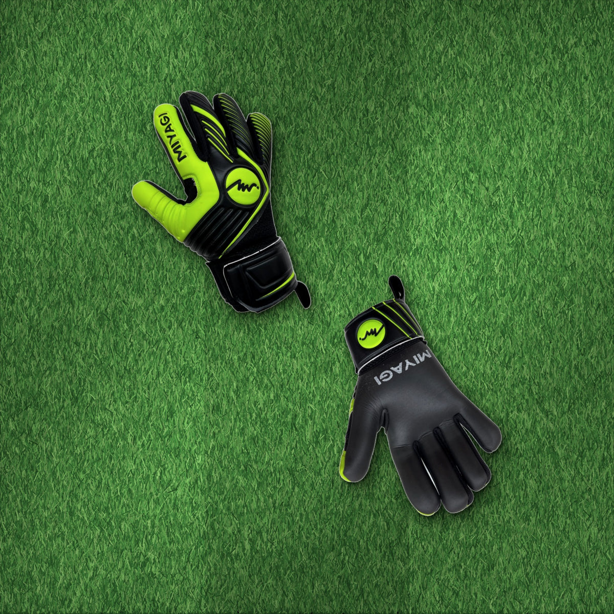 Guantes de arquero Miyagi Semipro MG051 Verde - foto de ambiente