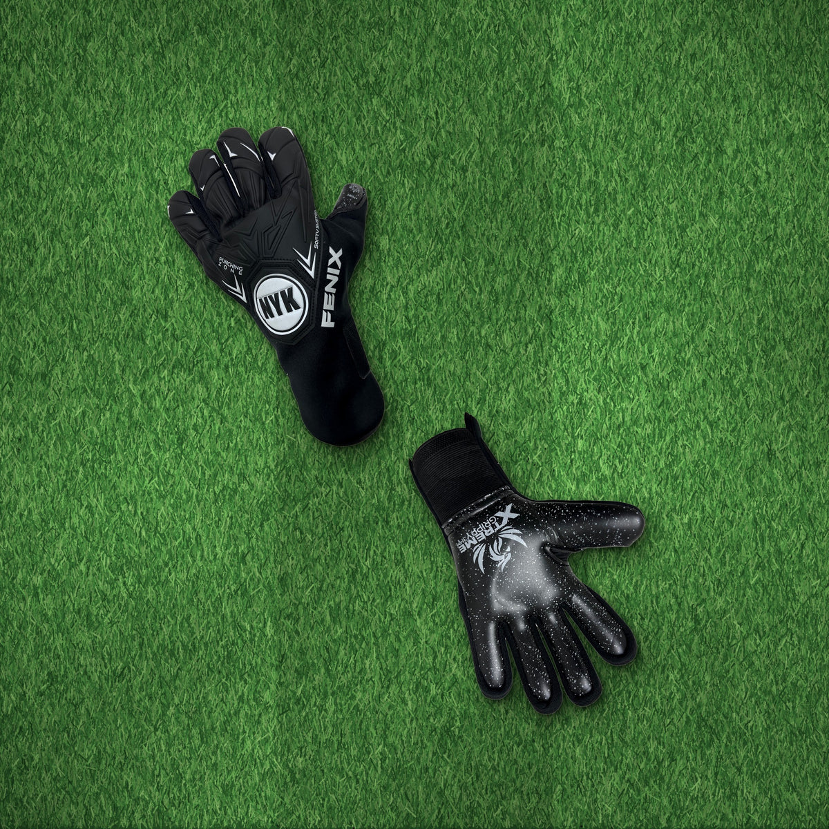 Guantes de arquero NYK Fenix XGrippy Negro – foto de ambiente