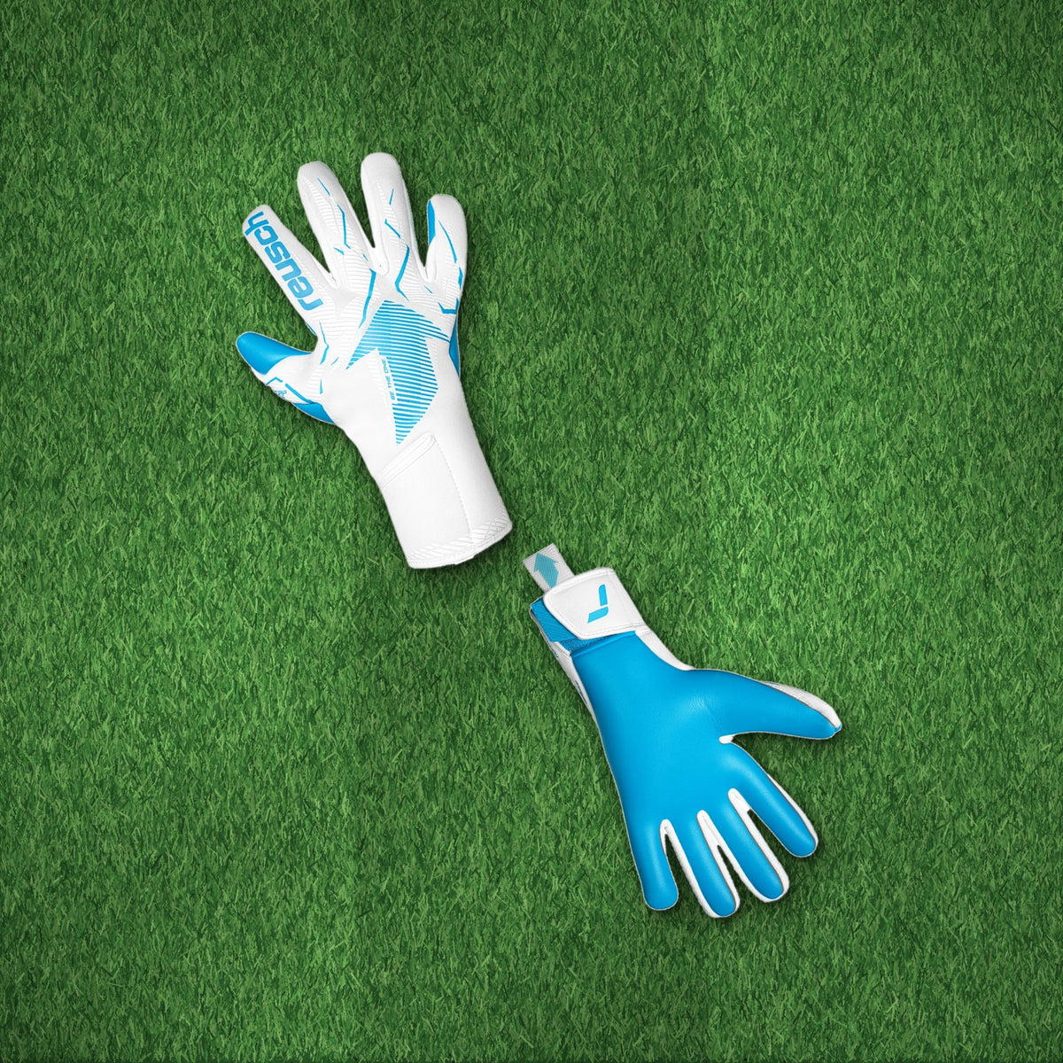 Guantes de arquero Reusch Fastgrip Aqua Blanco – foto de ambiente